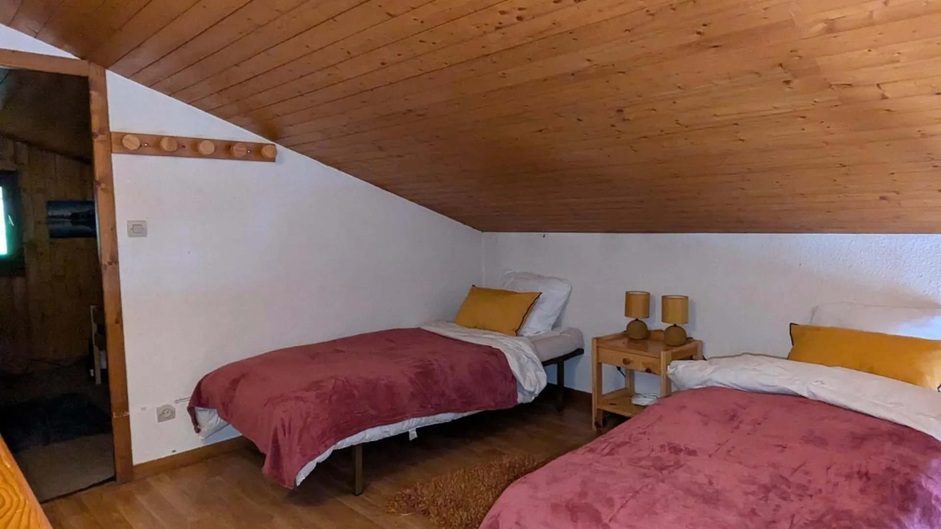 Duplex 4 Pieces Avec Garage Et Balcon, Centre Village De La Clusaz, Proche Commodites Et Pistes Ski - Fr-1-459-174 Apartment
