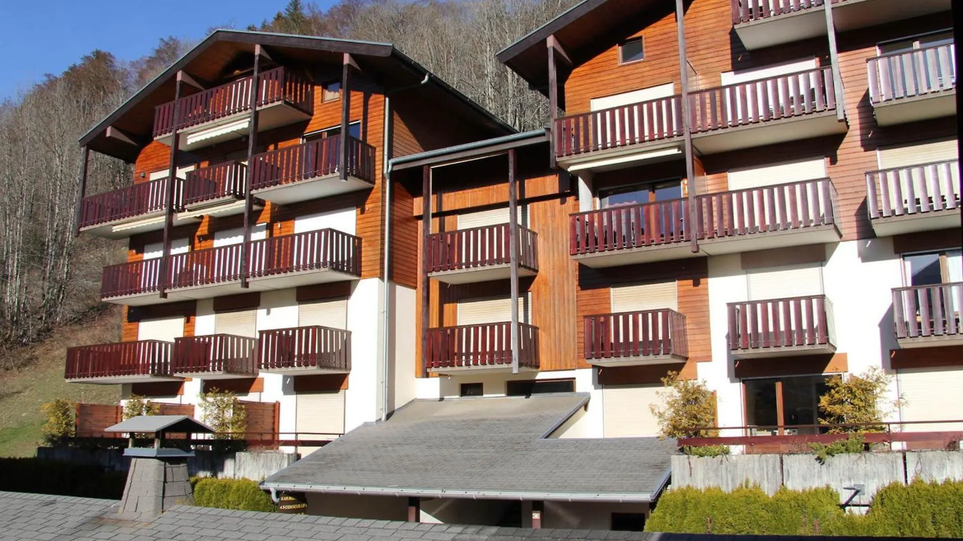 Apartment Duplex 4 Pieces Avec Garage Et Balcon, Centre Village De La Clusaz, Proche Commodites Et Pistes Ski - Fr-1-459-174
