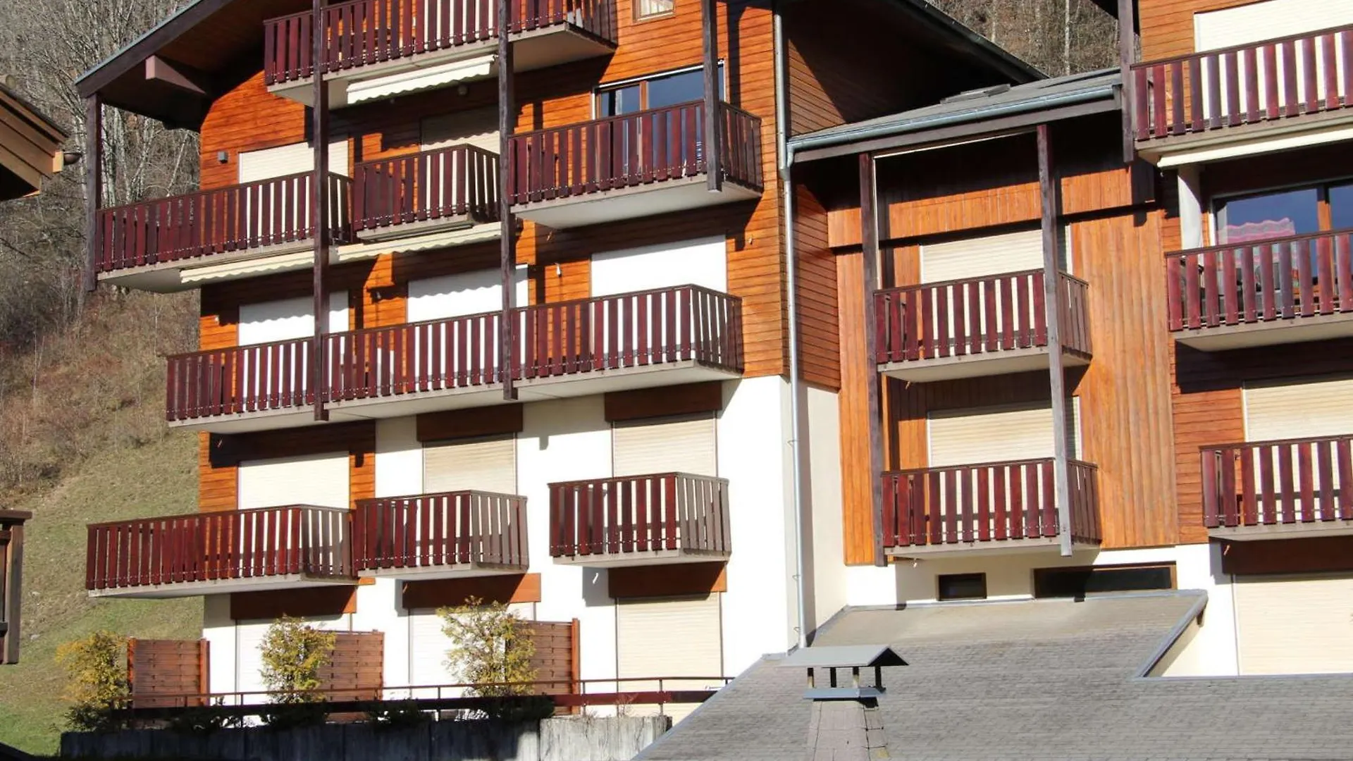 Duplex 4 Pieces Avec Garage Et Balcon, Centre Village De La Clusaz, Proche Commodites Et Pistes Ski - Fr-1-459-174 France